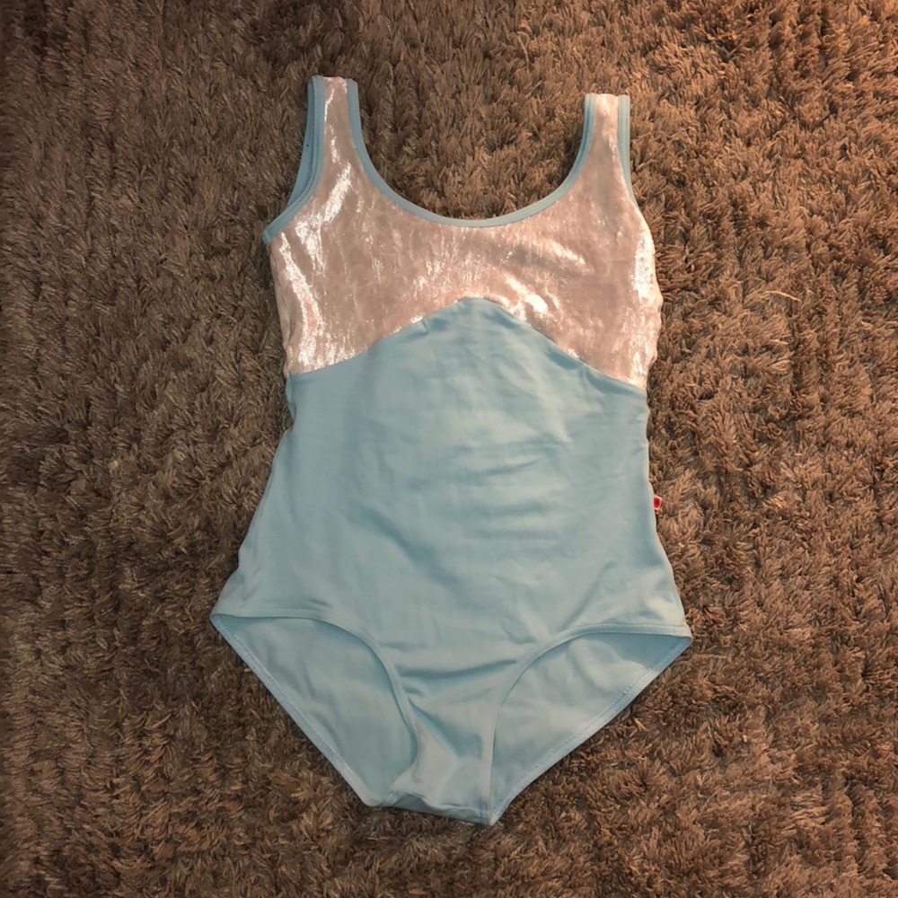 Yumiko Leotard